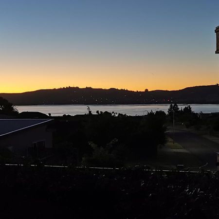 Lake Taupo Holiday Home מראה חיצוני תמונה