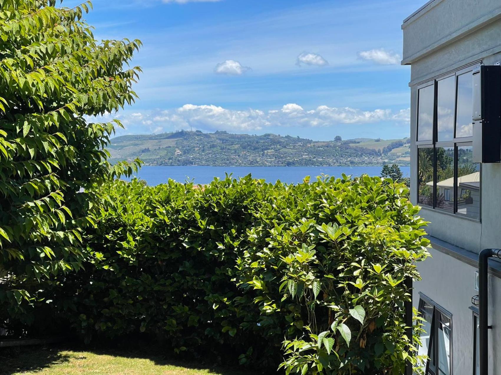 Lake Taupo Holiday Home מראה חיצוני תמונה