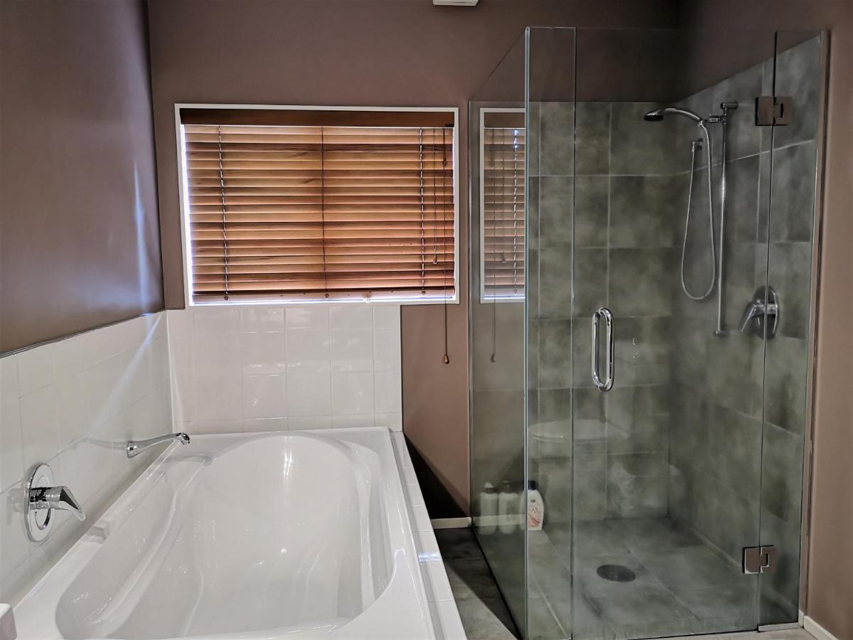 Lake Taupo Holiday Home מראה חיצוני תמונה